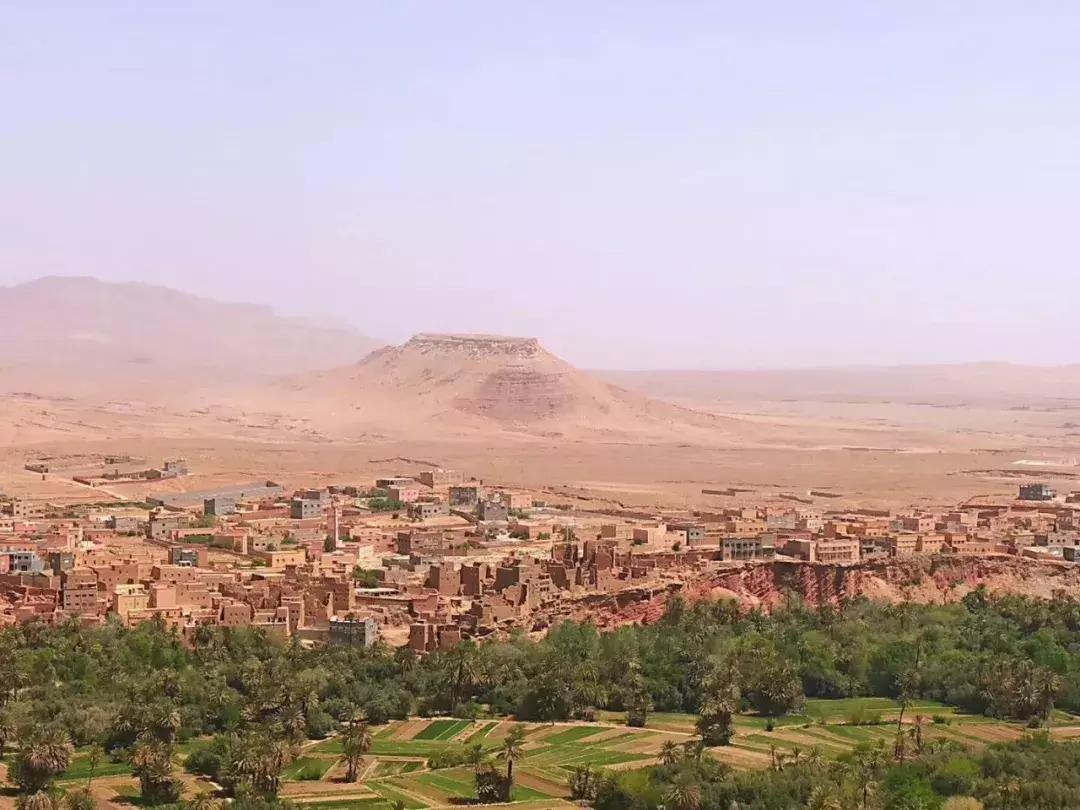 被上帝打翻了调色盘的北非国家，用“冰与火之歌”吸引了全世界！