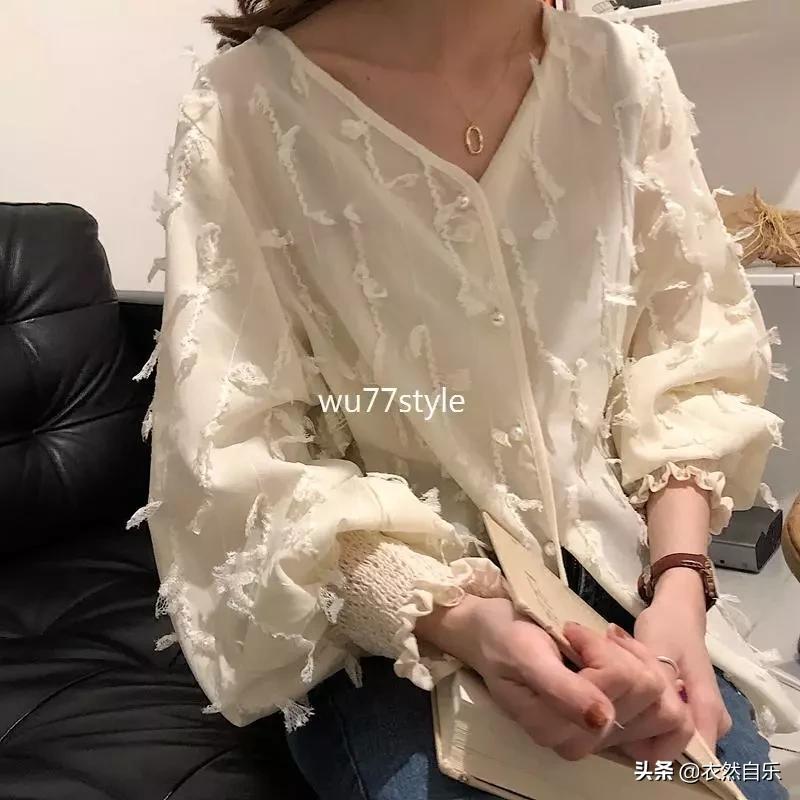 雪纺衫怎么搭配才显年轻,这几款雪纺衫让你轻松穿出女神范