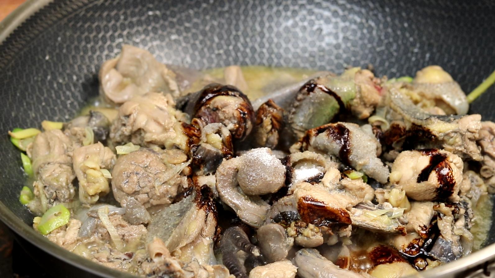 炖鸡肉时切记别直接焯水教你一招,炖鸡肉时切记不要直接焯水