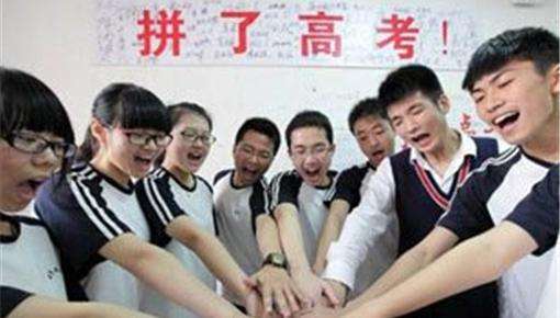 2023年高考档案状态,历年高考录取率一览表2024