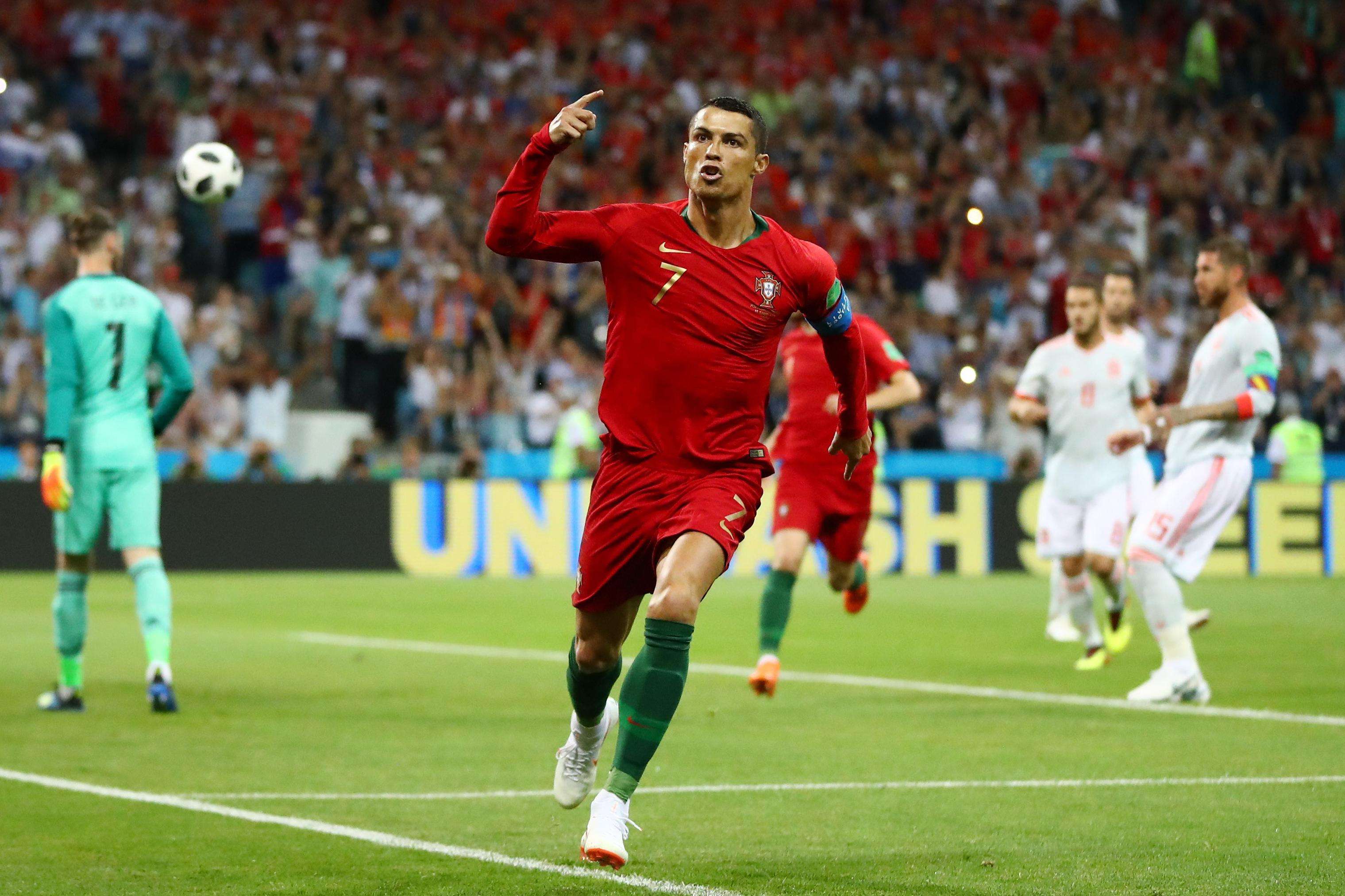 抨击梅西,批判梅西