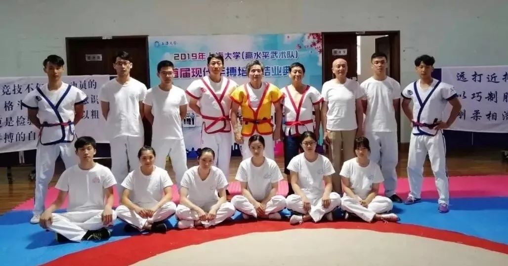 这位宝应籍老人，是国际有名的现代“手搏之父”