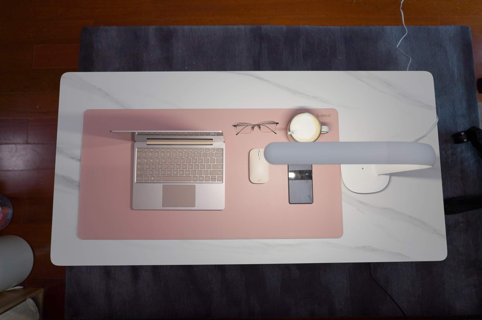 护眼台灯台式和落地款如何选,高性价比护眼台灯选择