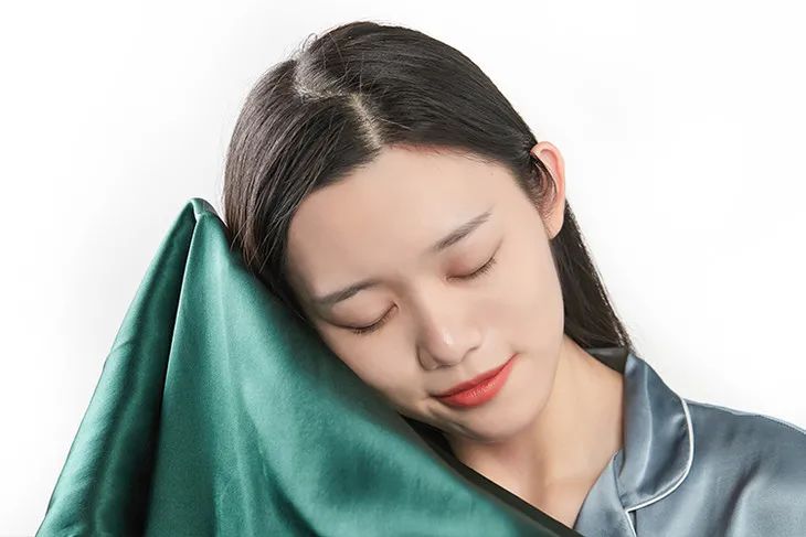 鑽峰叞鐜嬪澶ф皵,鑽峰叞鐜嬪琛ｆ湇