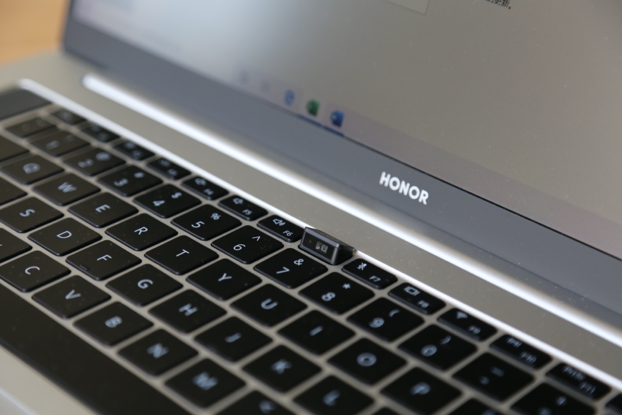 荣耀magicbookpro好不好,荣耀magicbook16pro2021优缺点