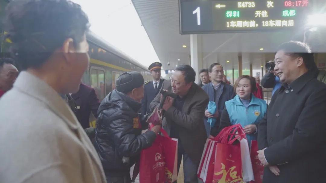 品牌情感营销牌如何打？达州市总工会的“温暖回家路”绝对温暖你