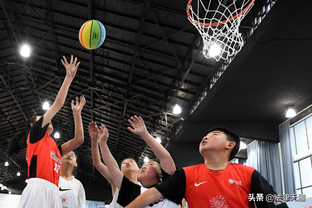 参加广场舞比赛受伤谁负责,跳广场舞死去要负什么法律责任