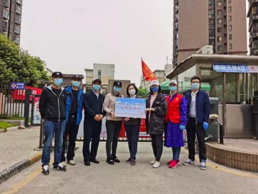 援鄂护士表白武汉警察,小护姐表白中国警察