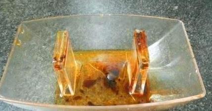 油烟机的废油怎么倒掉,油烟机清理出来的油怎么处理