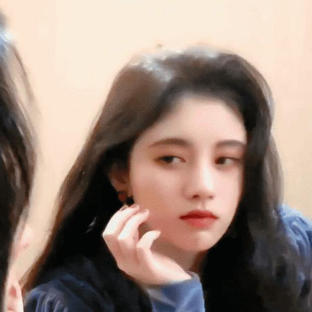 清纯长相怎么描述,真正的清纯长相