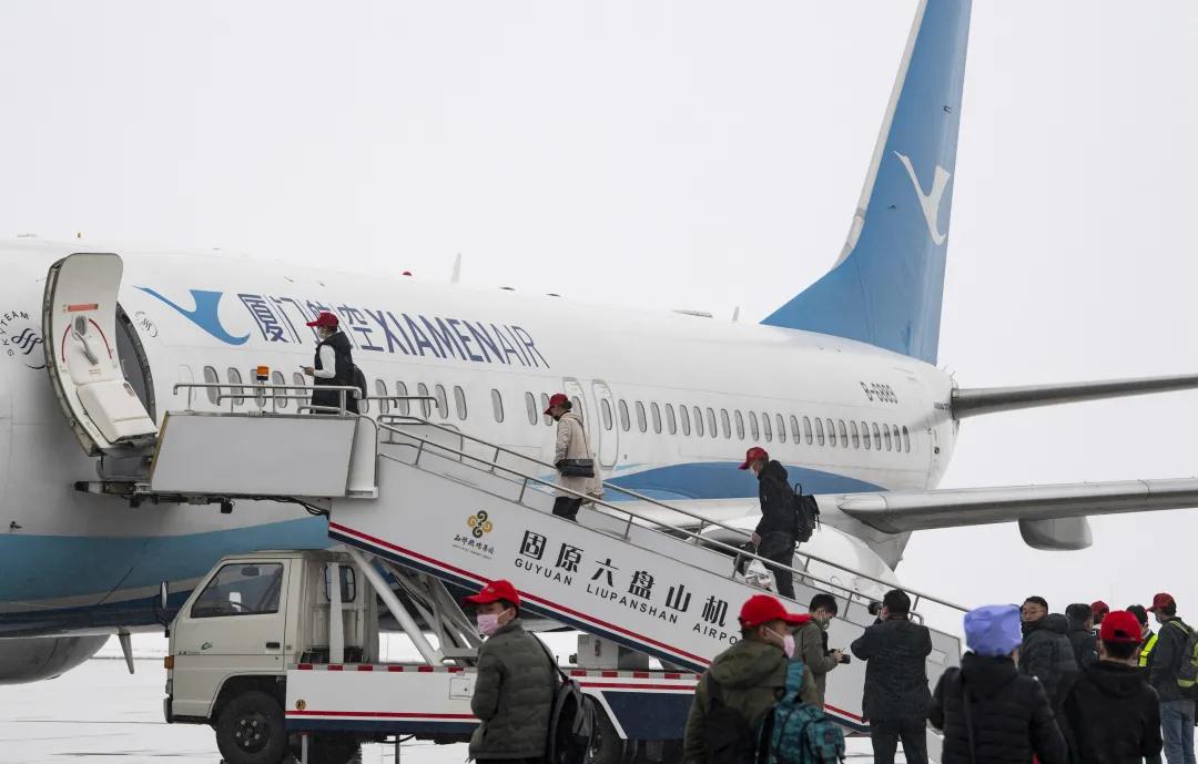 彪炳史册的脱贫攻坚疫情防控,伟大壮举中国脱贫攻坚成就展视频