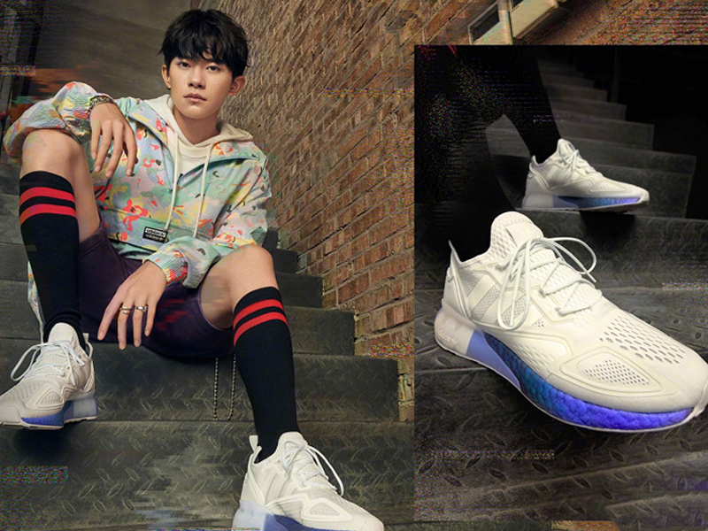 阿迪宠孩子式宠千玺!熟悉的袜子包裤脚又来了,你还没学会吗