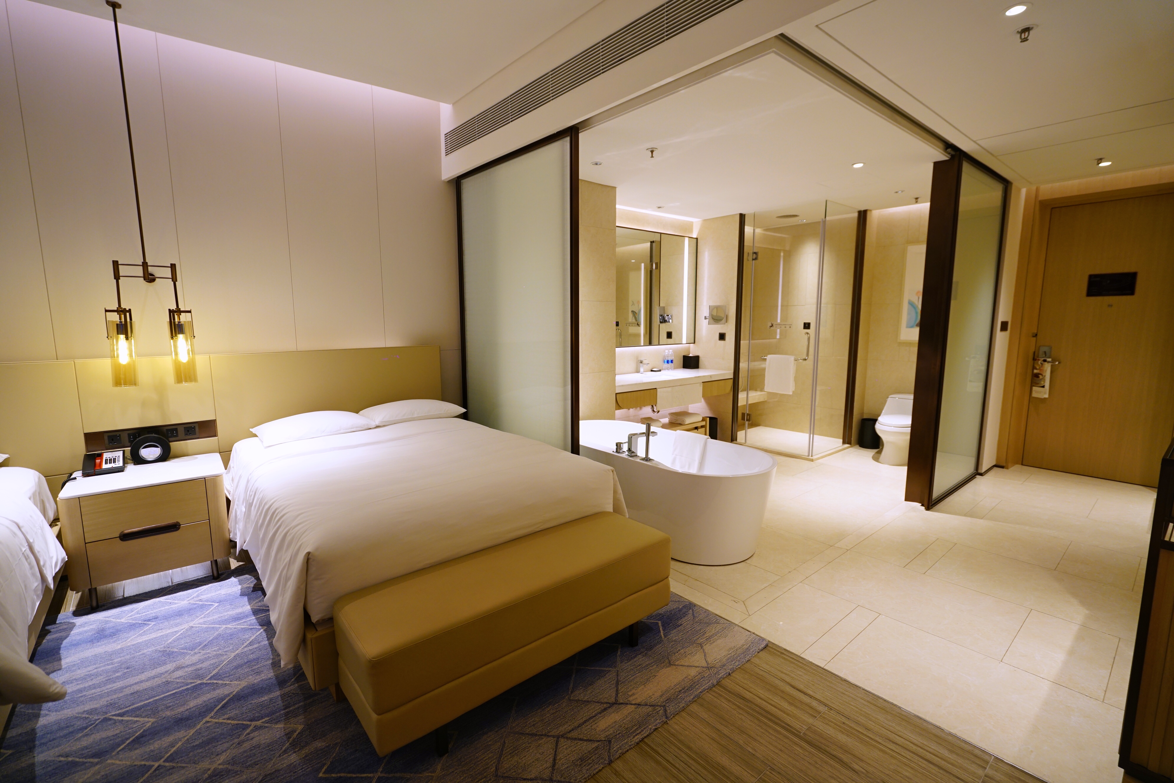 300多住5星级酒店，等了你1600年的遂宁，比成渝更安逸