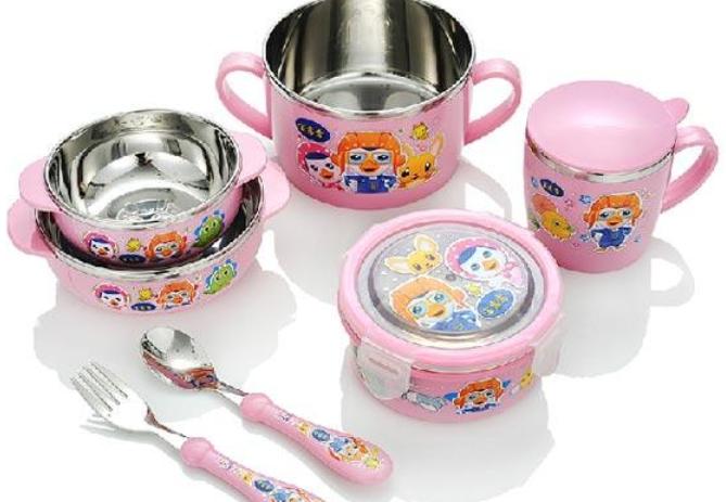 陶瓷碗引发小孩白血病,1岁娃娃被喂出白血病碗里面