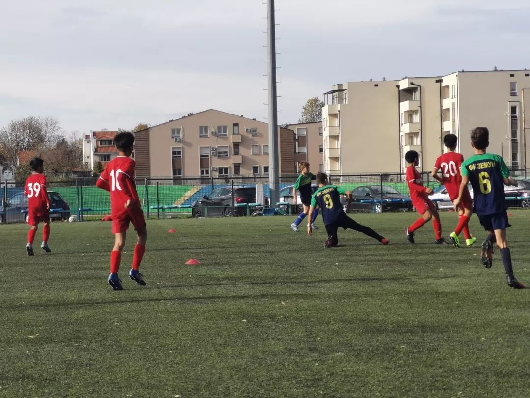 梅州客家队踢亚冠,梅州客家出征视频