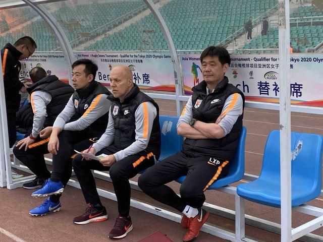 土洋结合！霍村青训主管加盟鲁能，斯图加特二队主帅亦有意来华