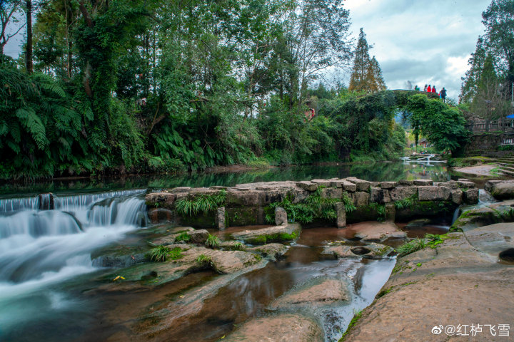 上里古镇大还是柳江古镇大,上里古镇与柳江古镇