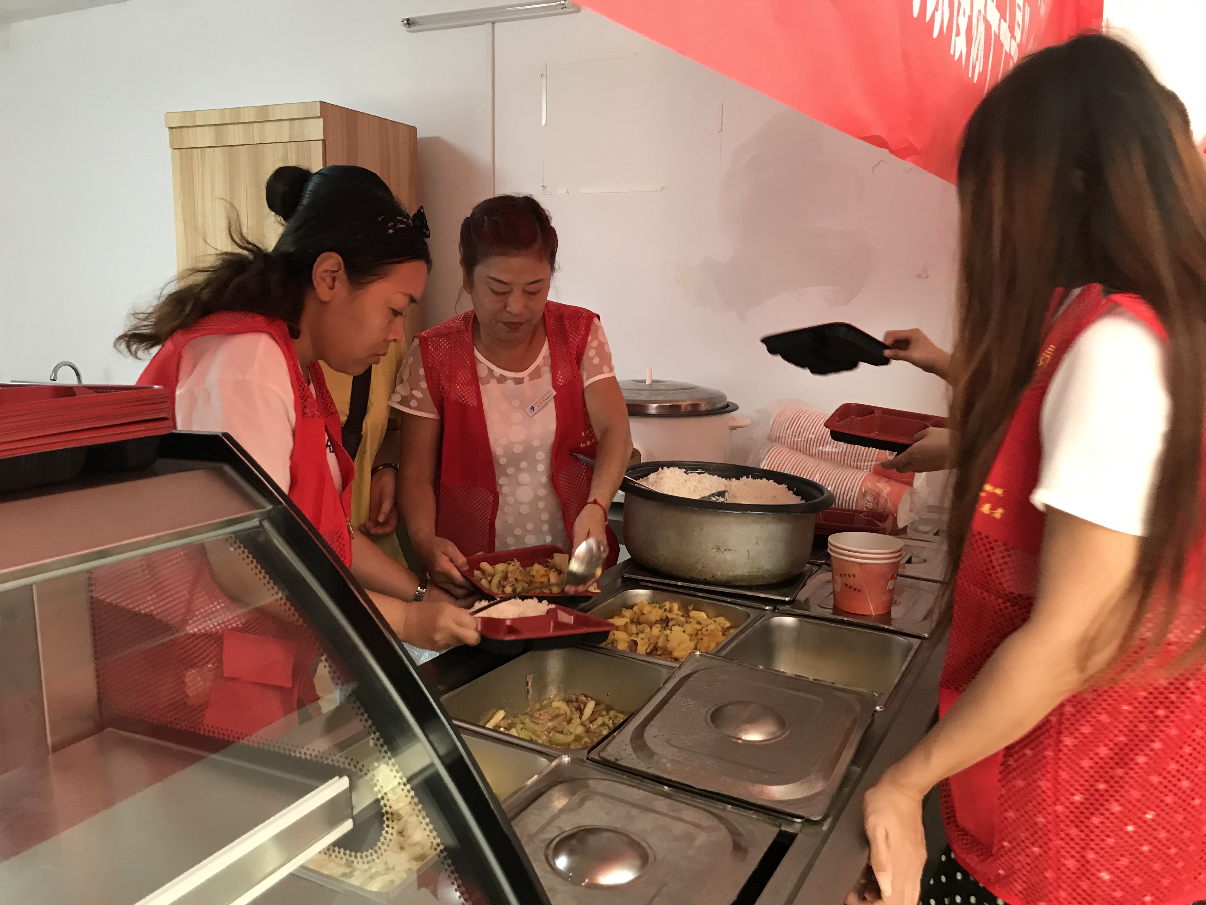 鐖辨弧涓鍠滆繋鍥藉簡,鐖辨弧涓绀艰禐绁栧浗