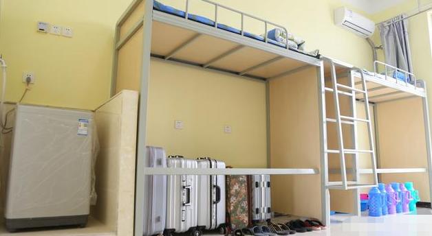 大学宿舍的5种规格，单人间规格高，配置好，你的宿舍属于哪种？