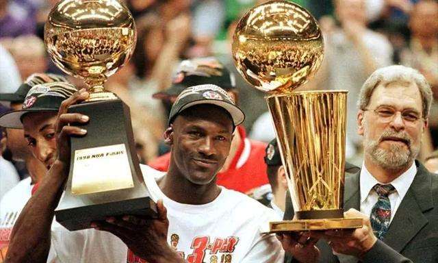 乔丹被誉为什么,乔丹被称为神的原因