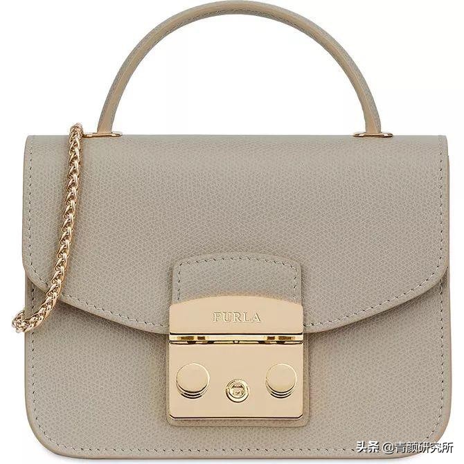 轻奢小众包包种草好看高级不撞款,比较小众的轻奢包包品牌