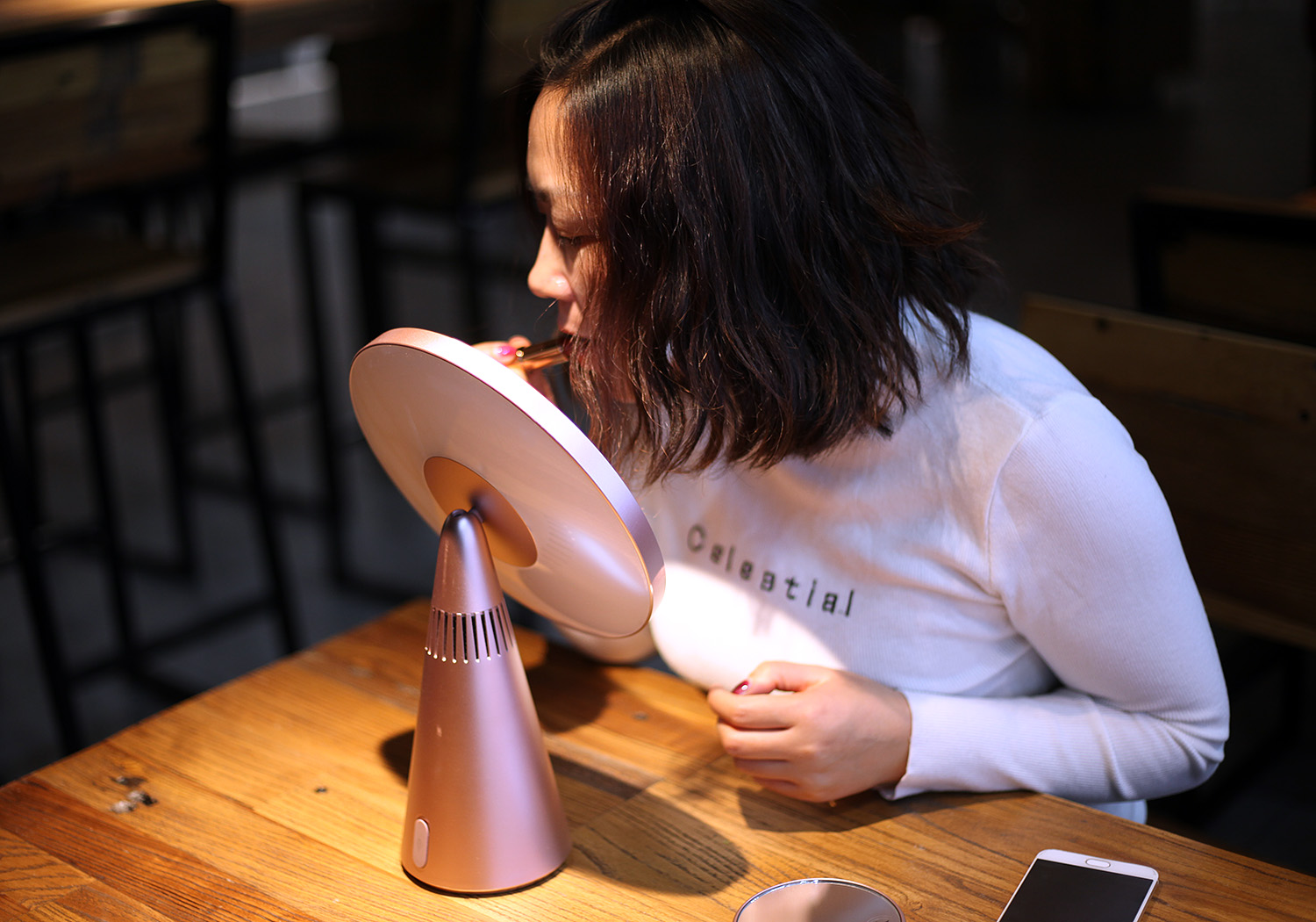 斐色耐化妆镜小蛮腰测评,化妆镜推荐斐色耐