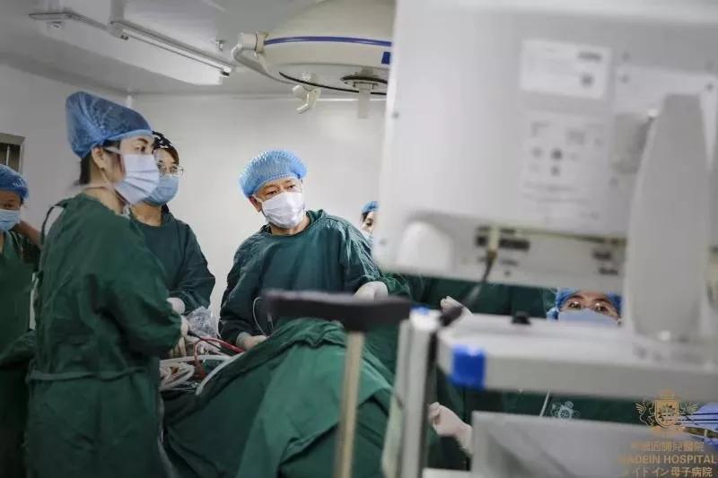 子宫切口憩室二次剖宫产,剖腹产手术十年后子宫内膜异位