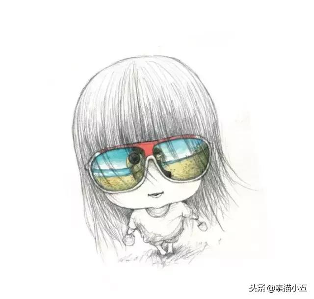 一个父亲给大家展示女儿画的画,给妈妈画一幅世界上最漂亮的画