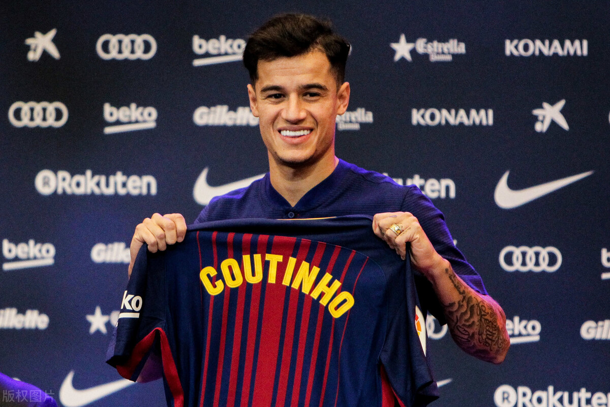 盘点世界足坛12位亿元级别转会费的球员，30岁以上的只有C罗