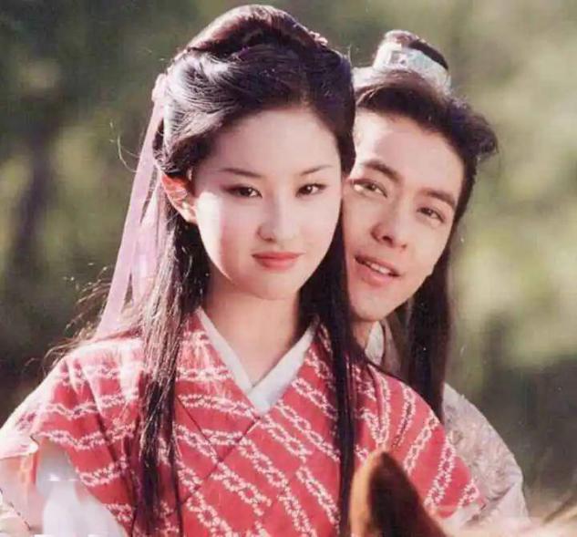 眼睛有缺陷的女人,女人的几种眼型和性格