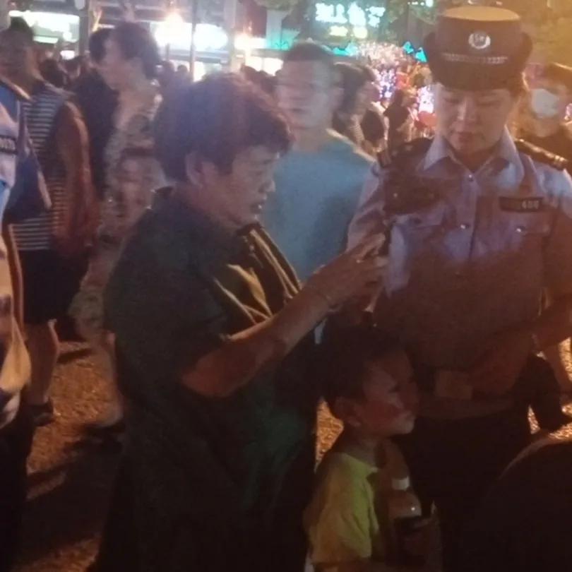 节日我在岗丨守千古名楼护万家安康——岳阳楼派出所国庆景区安保工作纪实