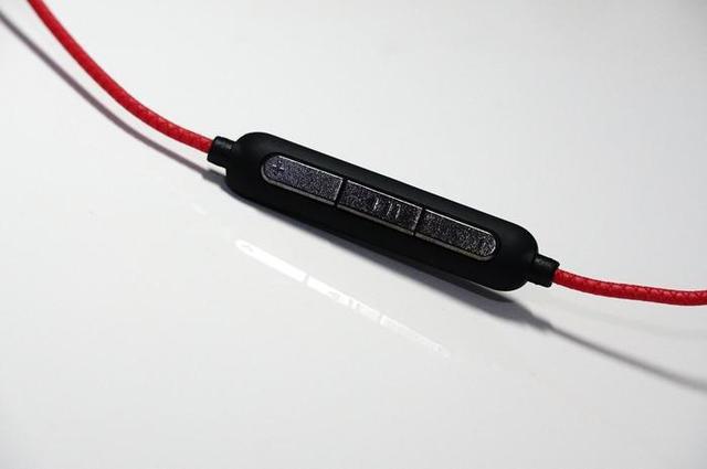 厉害！这个上海宁做的一副耳机，竟然……让手机提升了N倍的音质