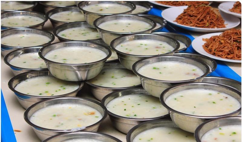 吃在“远航大酒楼”，绵阳学生的最高伙食标准