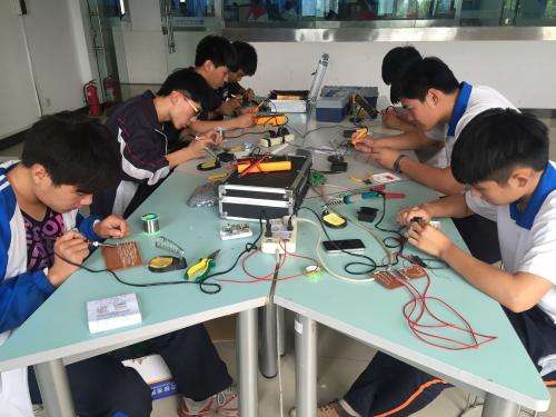 男孩初中毕业学什么专业前景好,初中毕业上技校学什么专业有前景