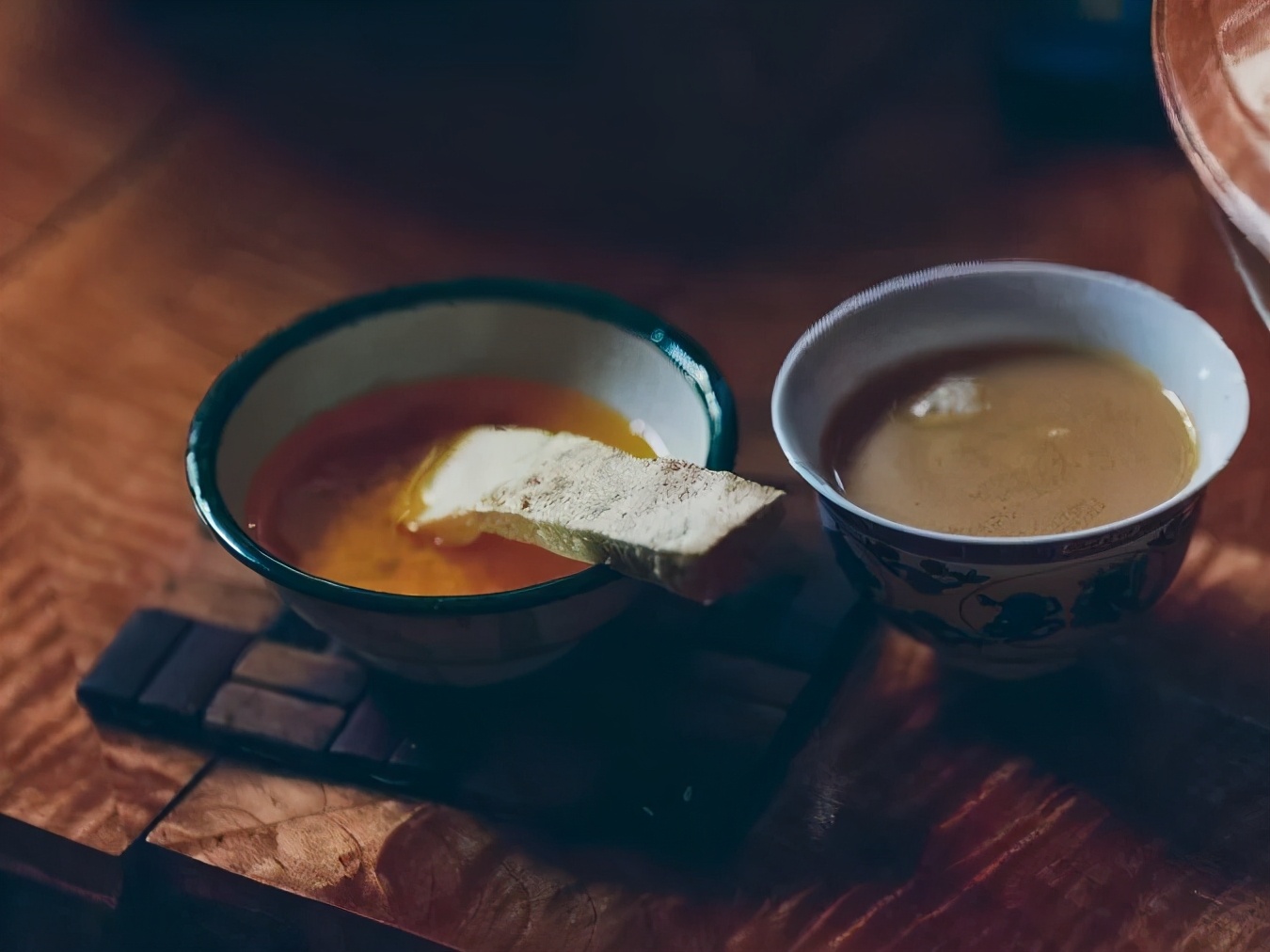 舌尖上的西藏美景,舌尖上的四川稻城印象老砂锅