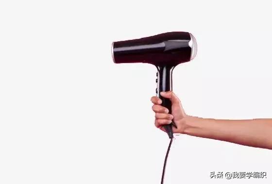 羽绒服脏怎么洗最好的方法,羽绒服皱皱巴巴的用什么解决