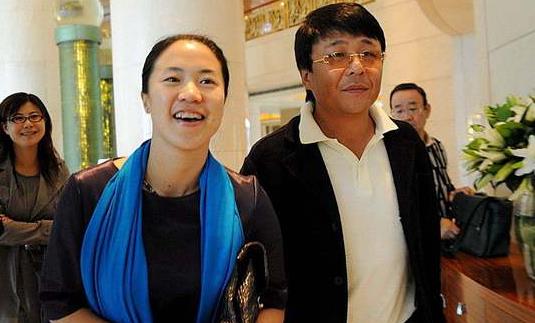 王楠捐款引网友热议,王楠夫妇兑现承诺遭怀疑