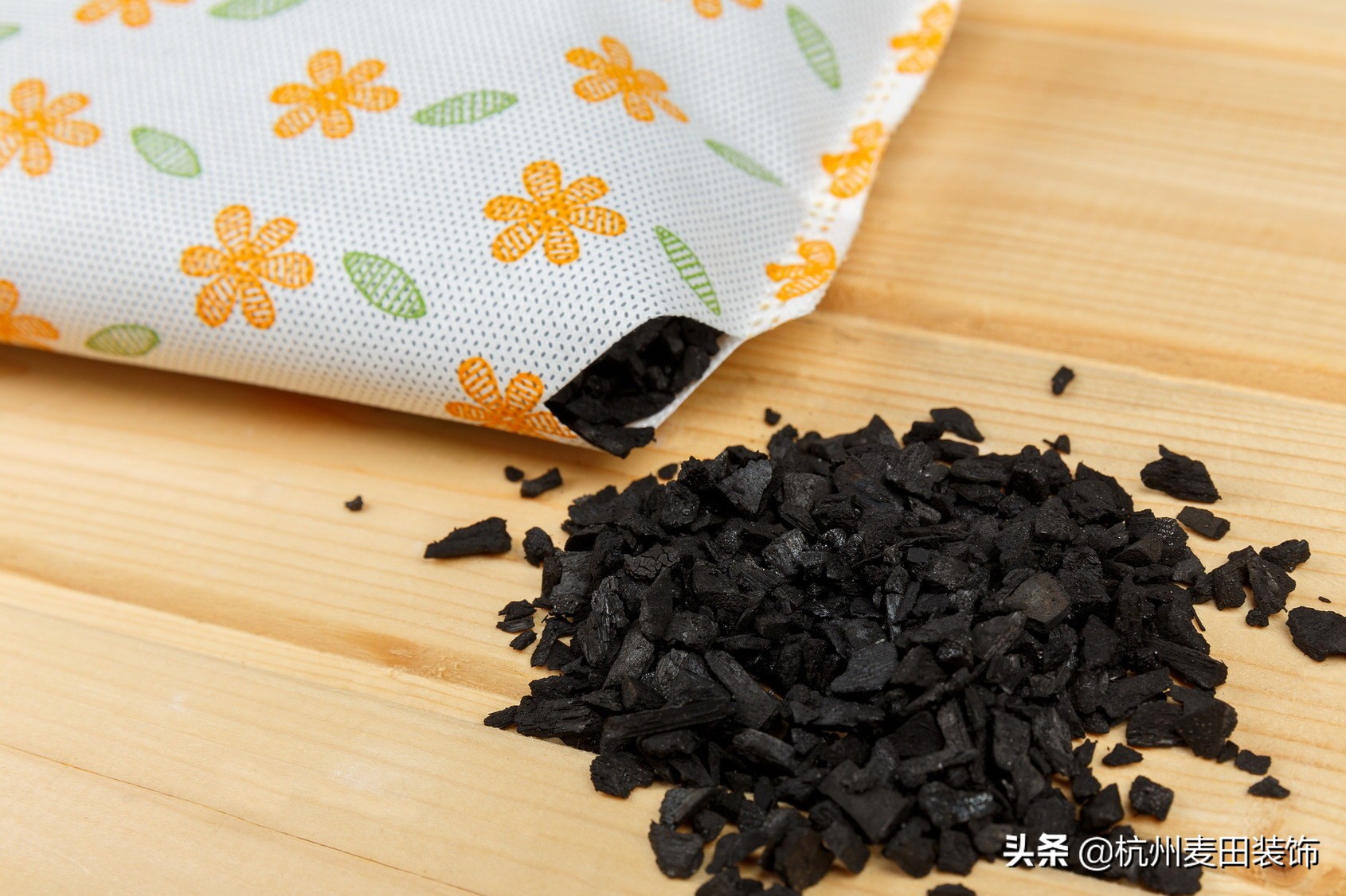 怎样去除室内甲醛和苯,开窗透风去除室内甲醛