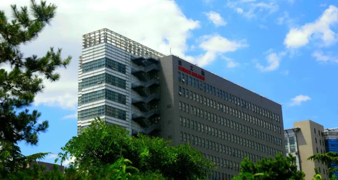 尴尬的中央民族大学,身为985高校,排名太辣眼,差点跌出前百强