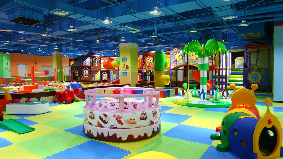 孩子在游乐场受伤怎么起诉,游乐园受伤责任划分