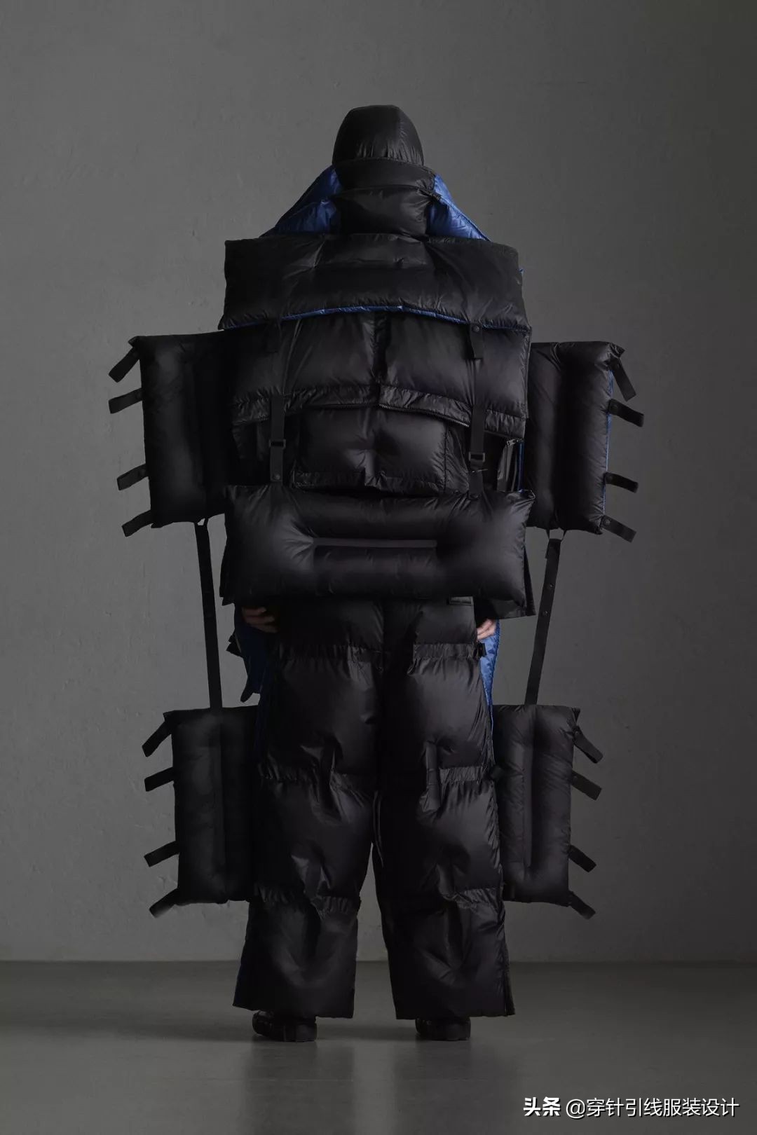 逆天羽绒服设计,moncler羽绒服成毅同款