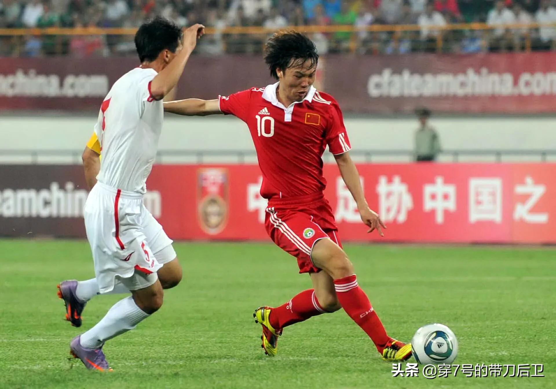 谁穿谁倒霉?山东泰山队的“11号”球衣到底有多魔怔?