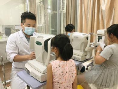 全国斜弱视专家排名,暑期斜弱视专家坐诊通知