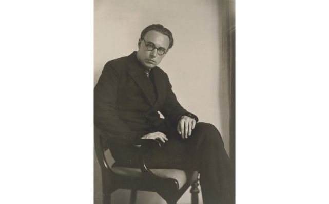 文学狂人高长虹视频,文学狂人高长虹完整版