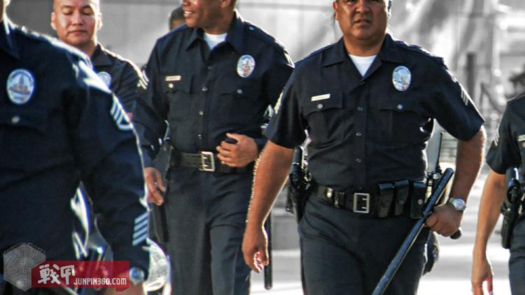 战甲讲堂:棍中不二——全面认识伸缩棍