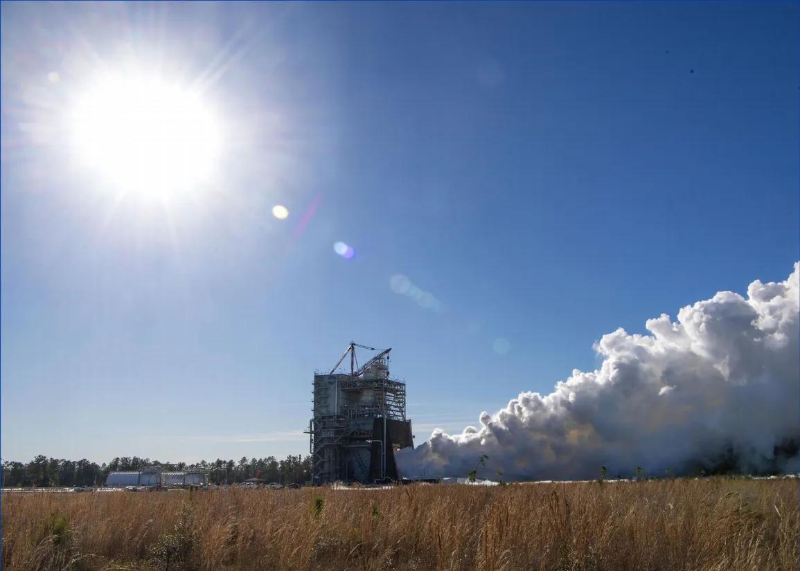 sls发动机火箭,rs-25火箭发动机和猛禽发动机对比