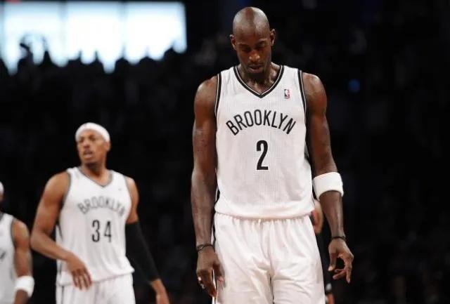 拒绝球衣退役的球员,拒绝球衣退役的人