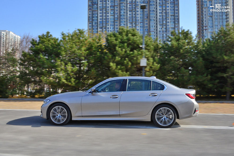 2020宝马325li首发版和现在的区别,宝马325li加装曜夜套件