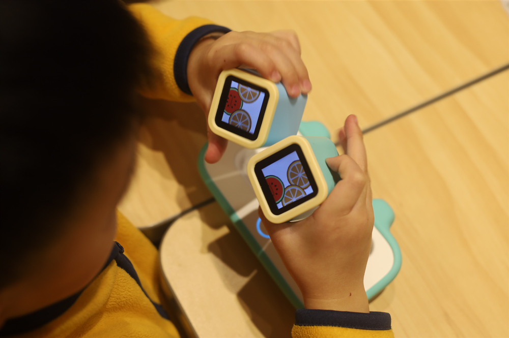 小木机器人,儿童小型机器人玩具