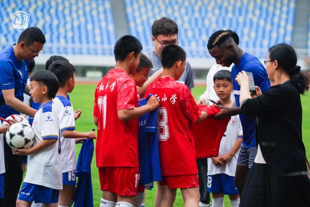 足球进中小学,足球进校园